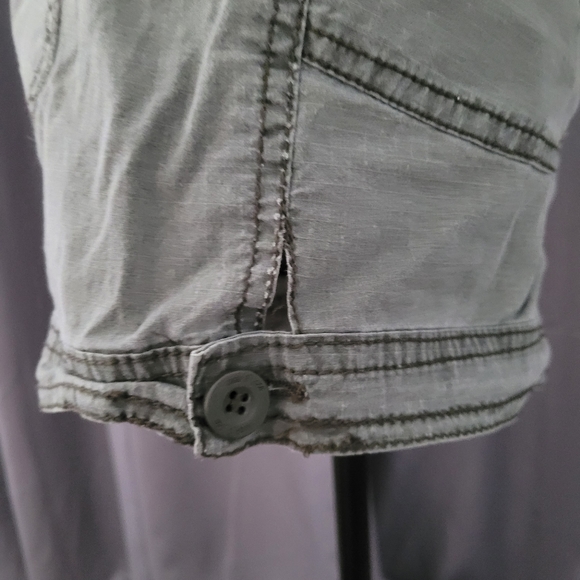 Shorts - Picture 4 of 6